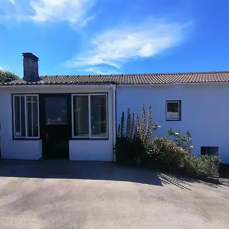 Comfortable House With Sea View In *