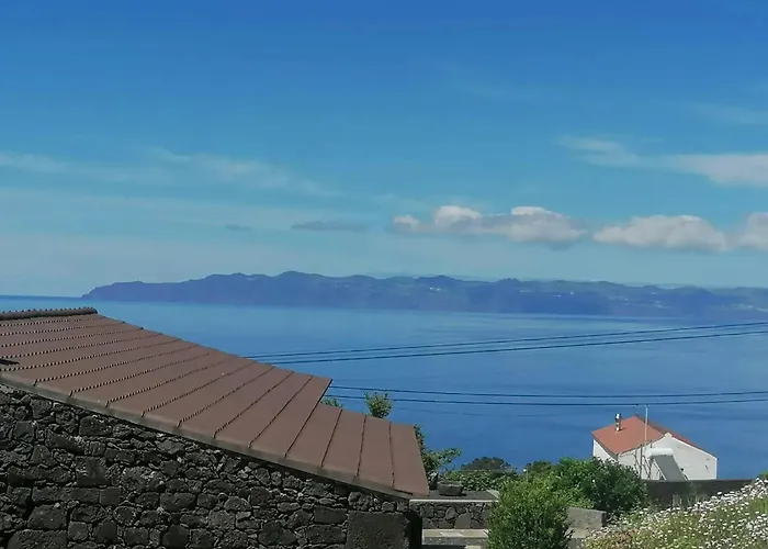 Nyaraló Comfortable House With Sea View In