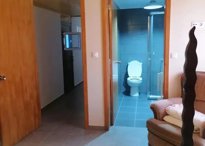 Comfortable House With Sea View In São Roque do Pico