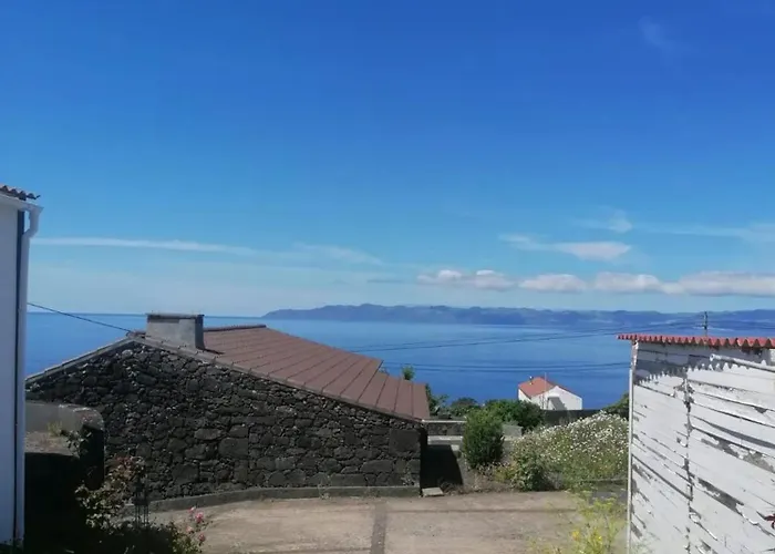 Nyaraló Comfortable House With Sea View In *