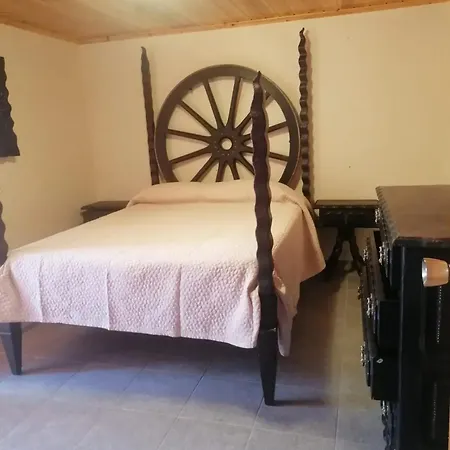 Dom wakacyjny Comfortable House With Sea View In *