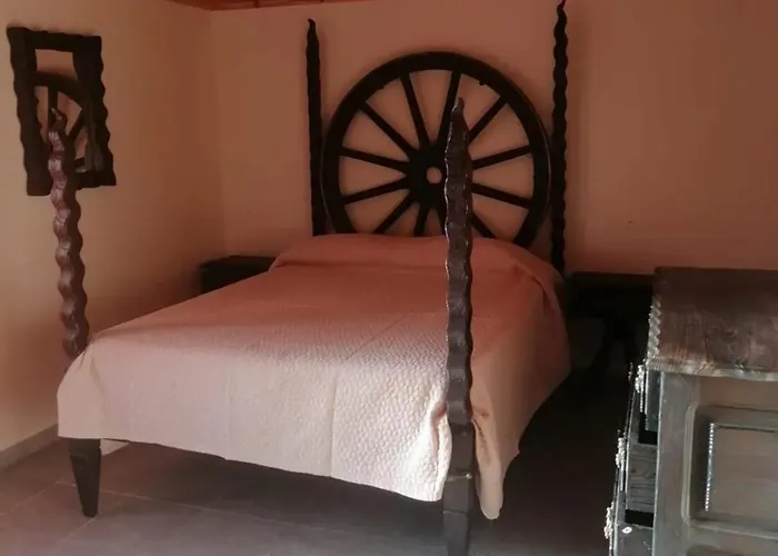 Comfortable House With Sea View In